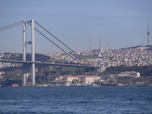 В генконсульстве РФ в Стамбуле сообщили о штатном режиме работы на фоне возможных терактов