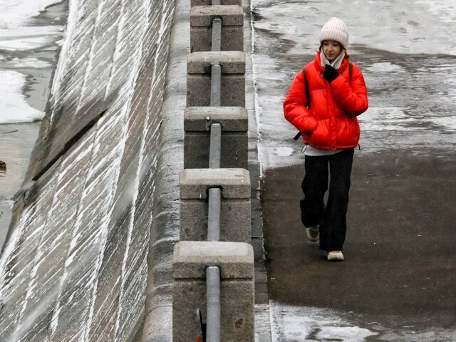 Желтый уровень погодной опасности продлили в Москве и области