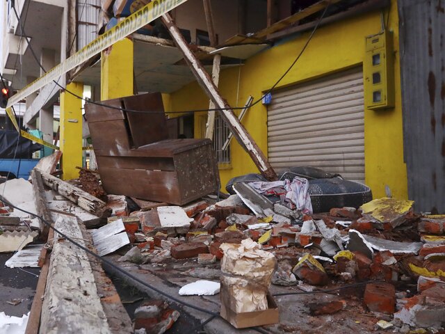 В результате землетрясения в Эквадоре погибли 14 человек