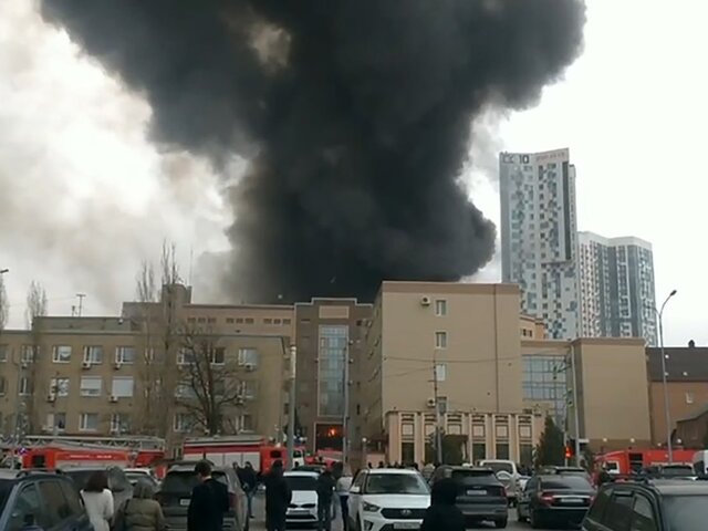 Площадь пожара в здании пограничного УФСБ в Ростове составила 880 кв метров