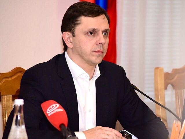 Губернатор Орловской области опроверг слухи о проникновении вооруженных людей в регион