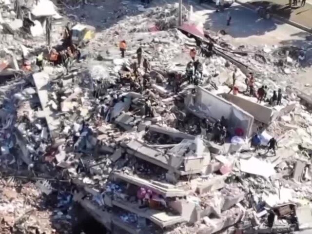 Число жертв при землетрясениях в Турции превысило 44 тыс человек