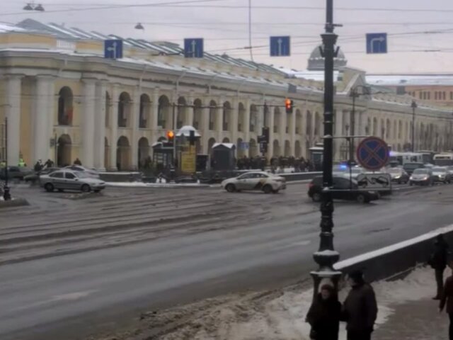 На сотрудника ОМОНа напали в центре Петербурга