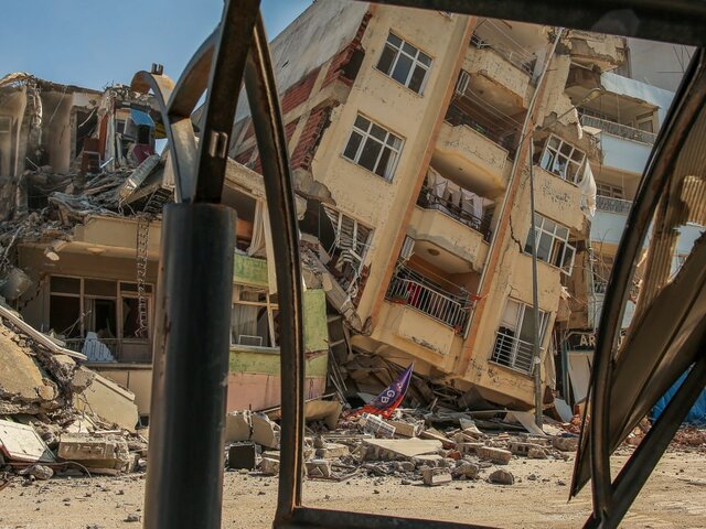 Число погибших при землетрясениях в Турции превысило 47 тысяч