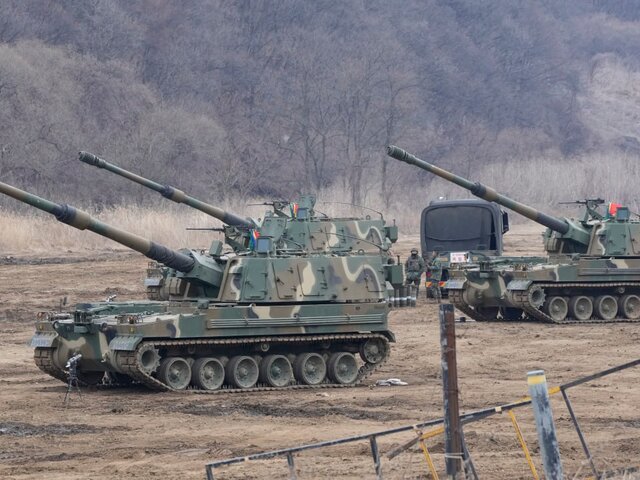 В КНДР сочли провокацией артиллерийские выстрелы Южной Кореи рядом с границей