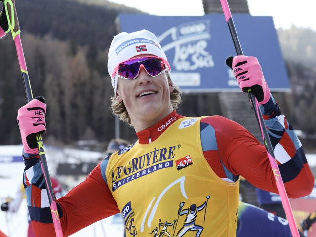 Лыжник Клебо установил новый рекорд по победам подряд на одном Тур де Ски