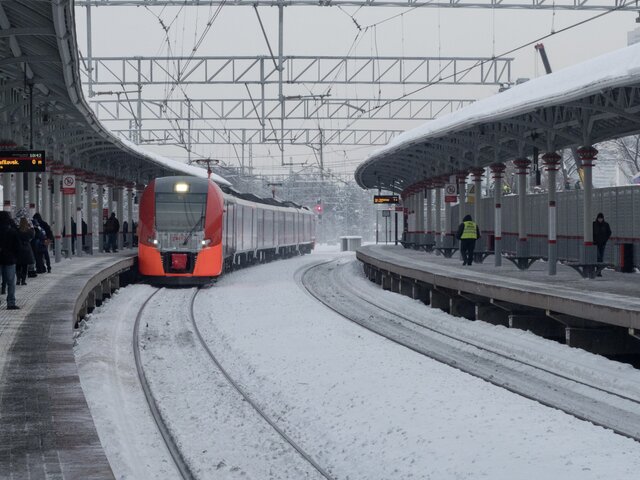 На Ярославском направлении нет движения поездов в сторону Фрязино из-за ДТП на переезде