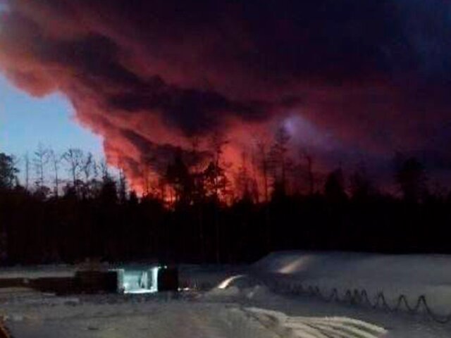 Пожар на месторождении в Приангарье распространился на 400 
