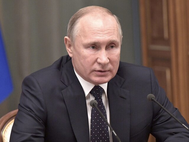 Путин рекомендовал властям Подмосковья и Крыма предоставлять земельные участки героям СВО