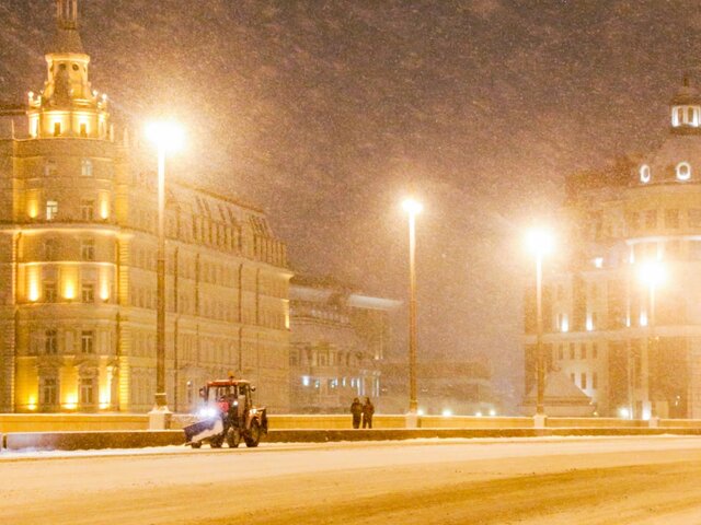 Оранжевый уровень погодной опасности объявлен в Москве из-за сильного снегопада