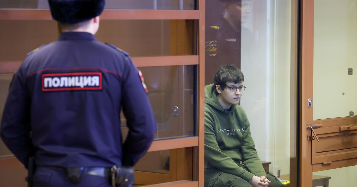 Приговорен к пожизненному заключению