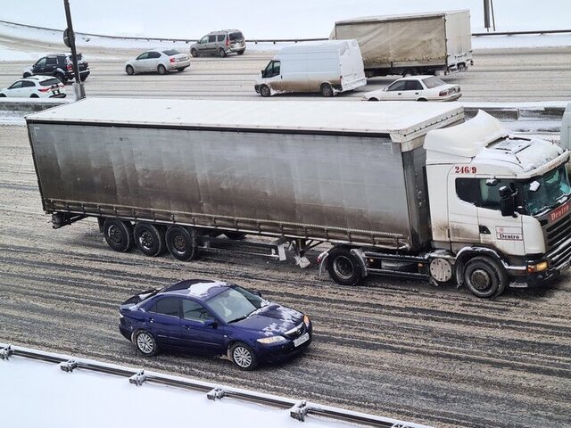 Пропуска для передвижения грузовиков по Москве не будут выдавать в новогодние праздники