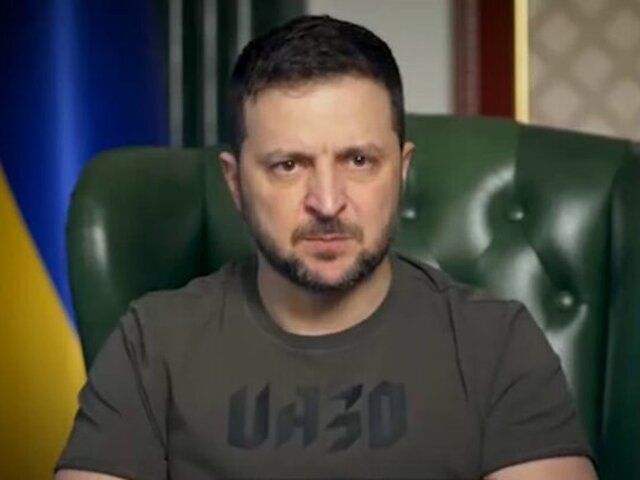 Зеленский сообщил о тяжелой для ВСУ ситуации под Артемовском и Угледаром