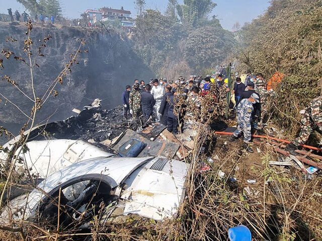 В Yeti Airlines не подтвердили информацию о выживших в авиакатастрофе в Непале