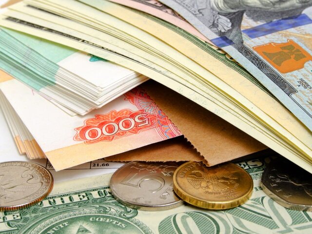 Центробанк РФ начал устанавливать курсы рубля еще к девяти иностранным валютам