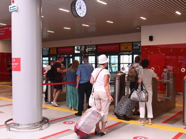 "Аэроэкспресс" компенсирует расходы пассажирам, опоздавшим на рейсы в Домодедово