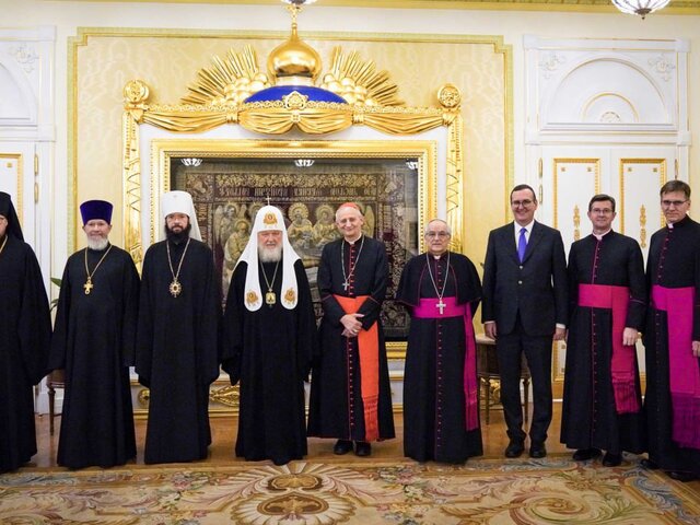 Патриарх Кирилл и кардинал Дзуппи обсудили инициативы мирного урегулирования СВО