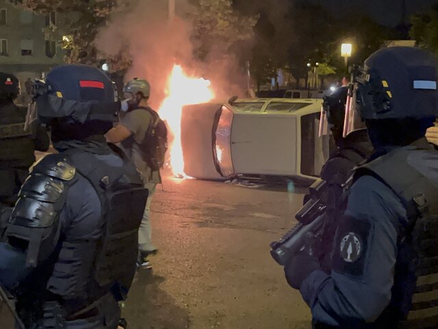 Полиция Франции арестовала 471 участника беспорядков за ночь