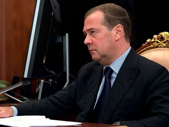 Медведев предложил назвать форум борьбы с неоколониализмом 