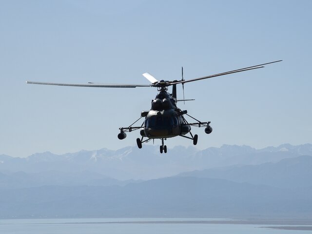 В Узбекистане разбился вертолет вооруженных сил Ми-8