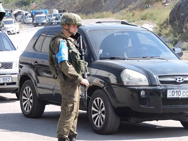 В США потребовали вывести российских миротворцев из Карабаха