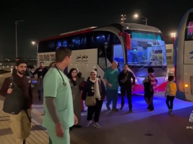 Более 100 эвакуированных из Газы россиян доставят в аэропорт Домодедово