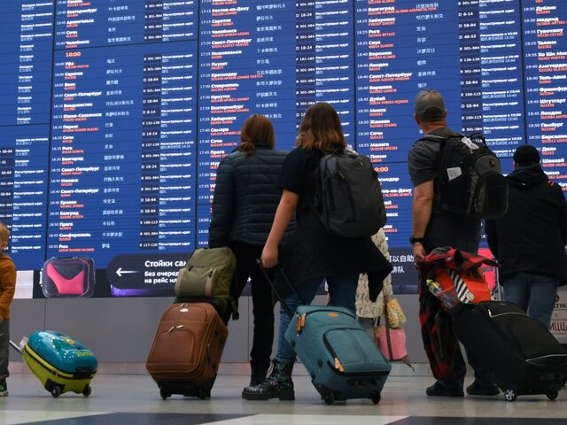 Рейсы на вылет и прилет задерживаются в аэропортах Москвы
