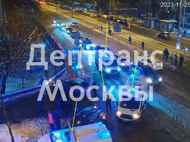 Три человека пострадали в ДТП на Открытом шоссе в Москве