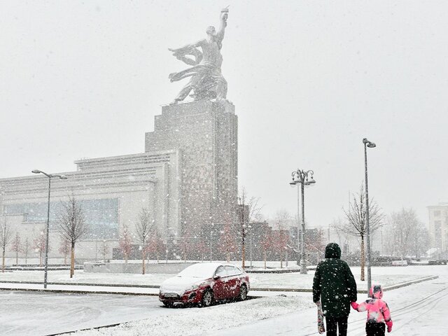 Высота снежного покрова в Москве достигла 15 сантиметров