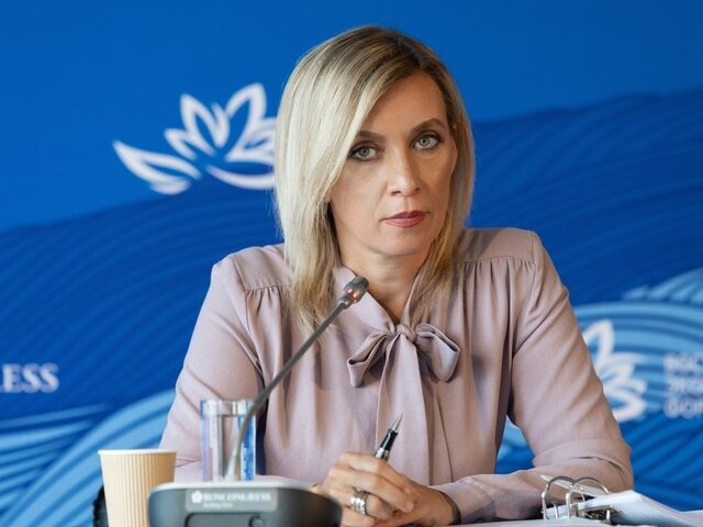 Захарова назвала незаконным запрет Болгарии на пролет самолета МИД РФ