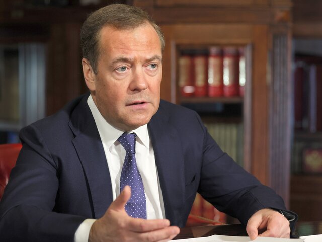 РФ будет ассиметрично отвечать на вмешательство в ее внутренние дела – Медведев