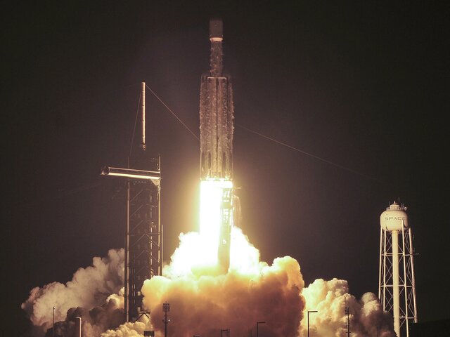 Ракета SpaceX вывела на орбиту космоплан для военных США