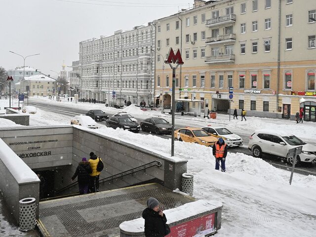 Москвичам рекомендовали пользоваться метро, МЦК и МЦД из-за снегопада 14 декабря