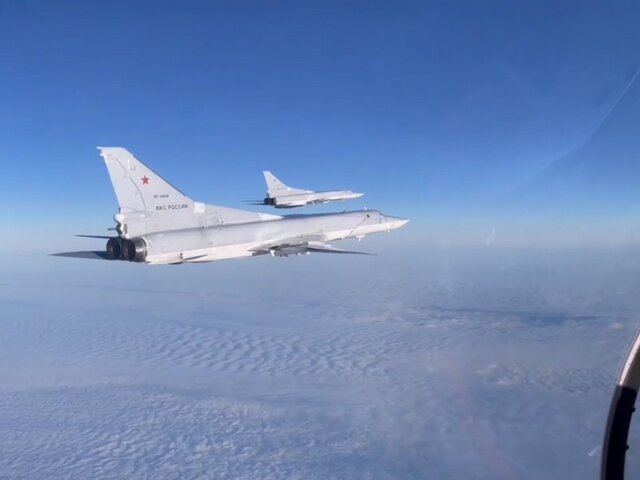 В МО РФ сообщили о пятичасовом полете бомбардировщиков Ту-22м3 над Балтийским морем