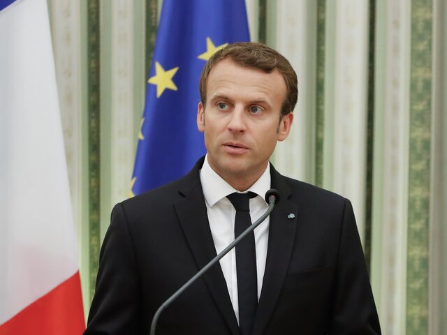Макрон допустил возможность приглашения Путина во Францию в 2024 году