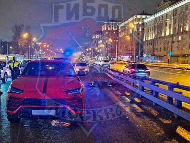 Движение транспорта на Ленинградском шоссе в Москве восстановлено