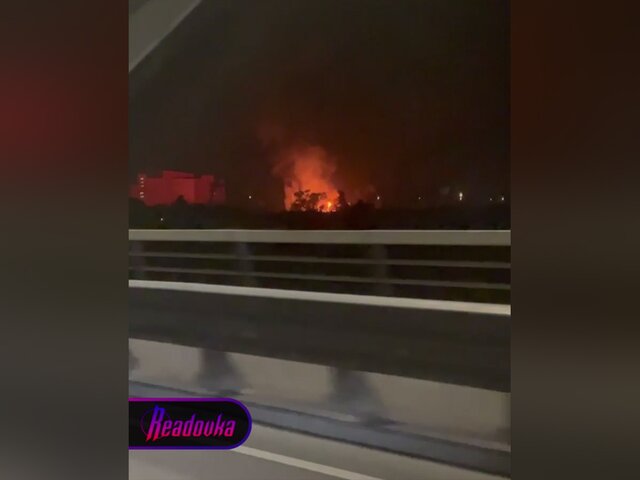 Склад загорелся в Ростове-на-Дону на площади 500 