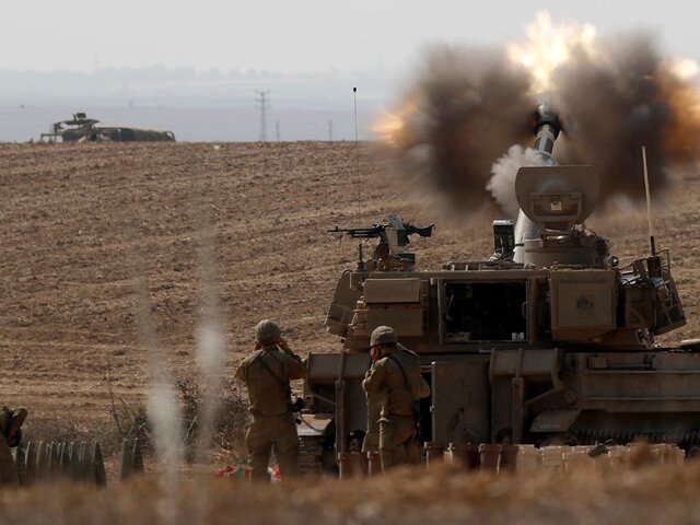 Армия Израиля заявила о готовности начать наземную операцию в секторе Газа