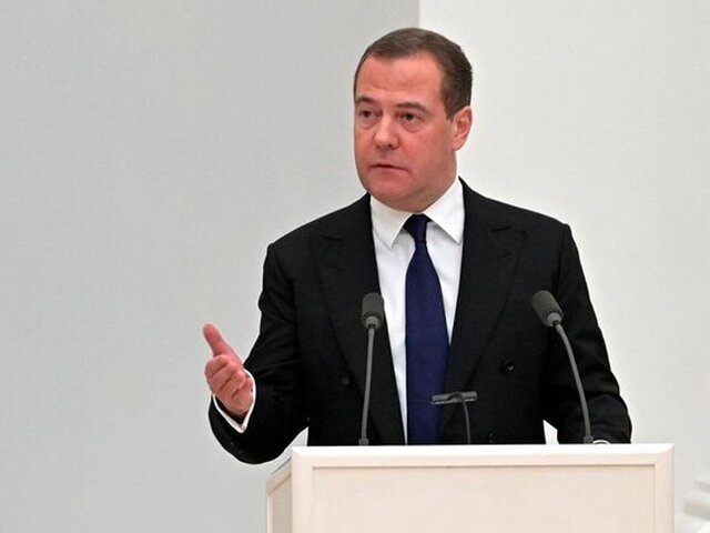Медведев заявил, что любые переговоры на Ближнем Востоке при участии США заведомо обречены