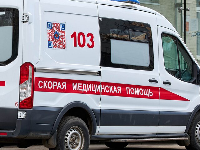 Троих пострадавших госпитализировали после жесткой посадки Ми-2 в Якутии