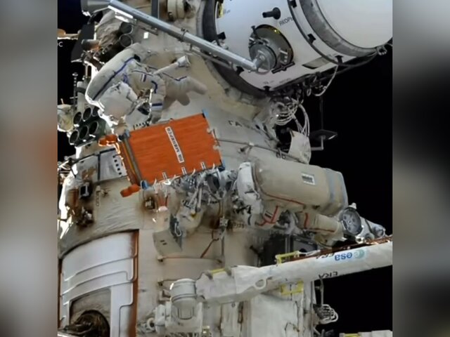 Космонавтам не удалось полностью развернуть радиолокатор на модуле 