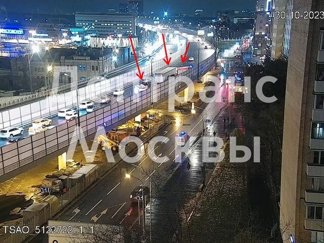 Несколько автомобилей столкнулись на ТТК в Москве