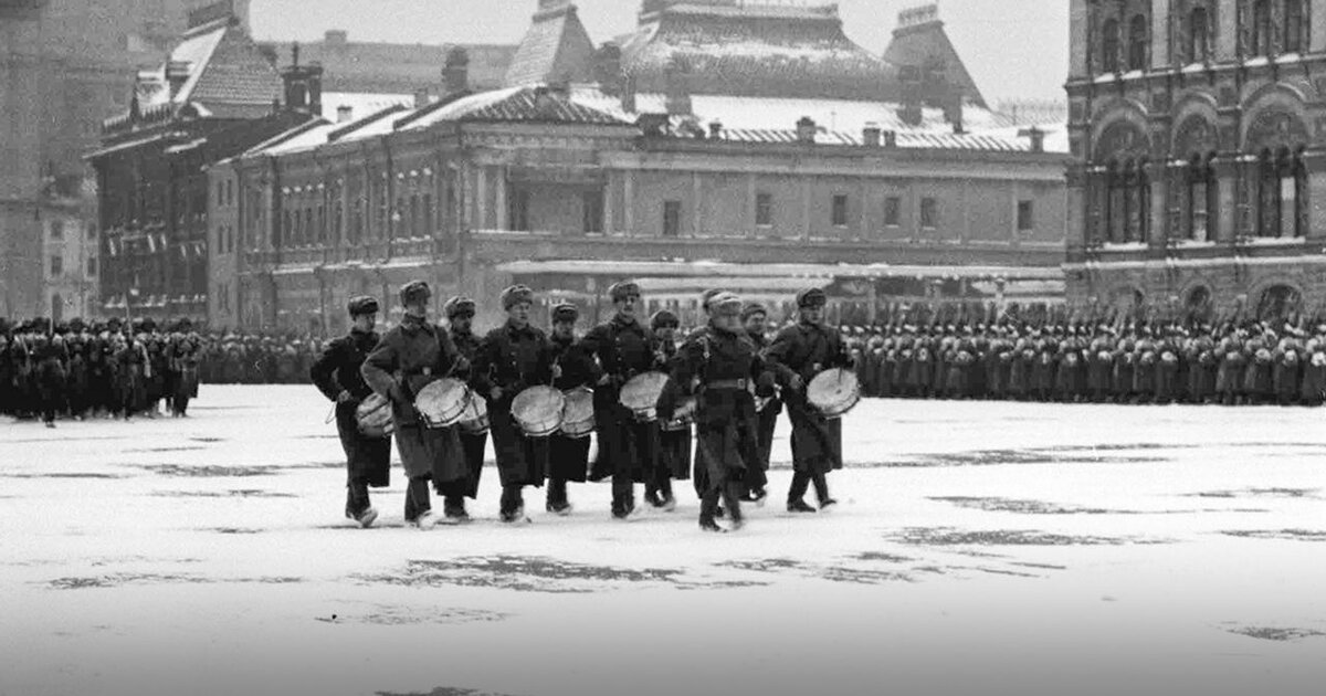 Где проходил парад в ноябре 1941. Парад 1941 года были ли лыжники.