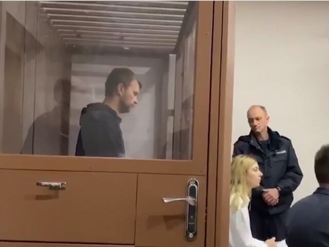 Суд арестовал экс-футболиста сборной РФ Бугаева по делу о покушении на сбыт наркотиков