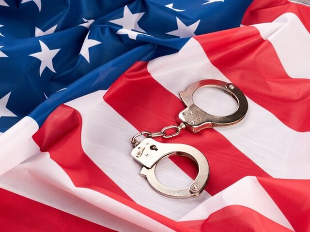 США арестовали 4 россиян по обвинению в экспорте товаров двойного назначения в РФ