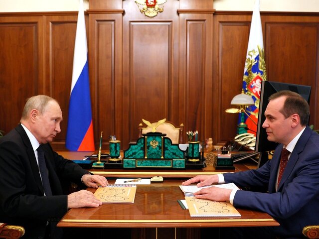 Путин встретился с главой Мордовии и обсудил ситуацию с бюджетом региона