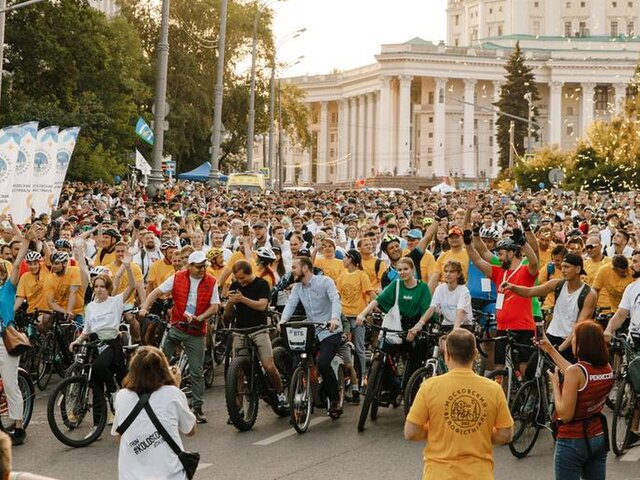 Москвичей пригласили на осенний велофестиваль