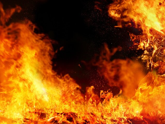 Число погибших при пожаре в доме в ЮАР увеличилось до 73 человек