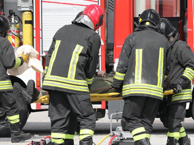 Число погибших при пожаре в пятиэтажном доме в ЮАР возросло до 63