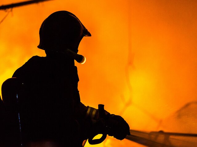 Около 56 человек погибли в результате пожара в здании в ЮАР